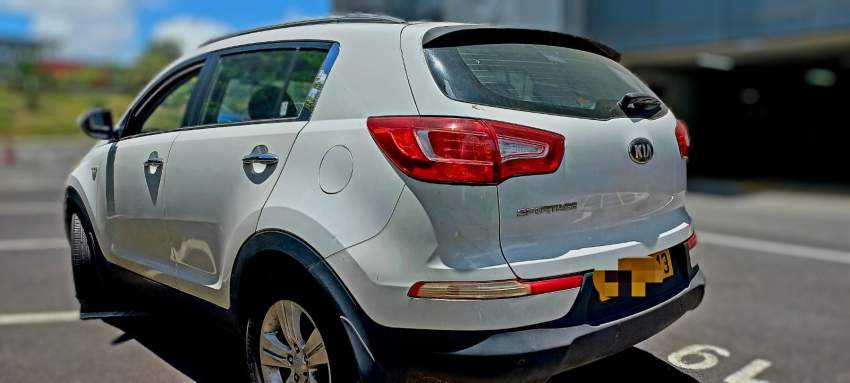 Kia Sportage 2013 - 5 - Sport Cars  on Aster Vender