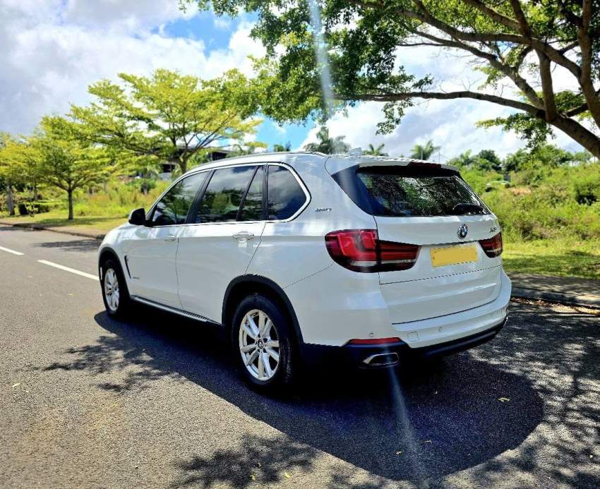 BMW X5 X-DRIVE 40E.  Year: 2017 - 4 - SUV Cars  on Aster Vender