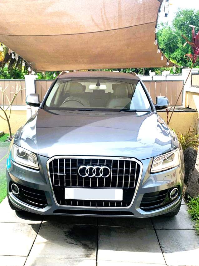 Audi Q5 Quattro 2.0 Silver Grey for Sale !