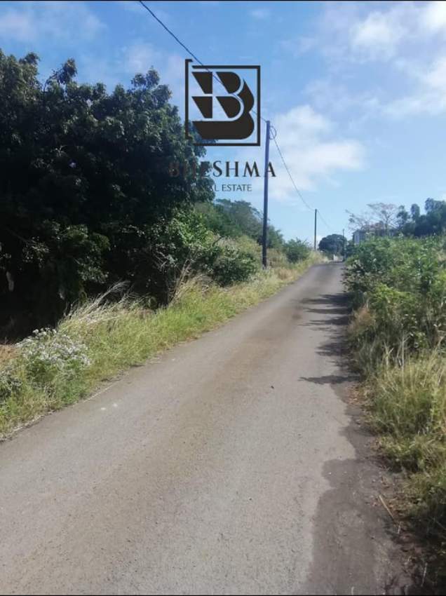 #SOLD - 2 - Land  on MauriCar