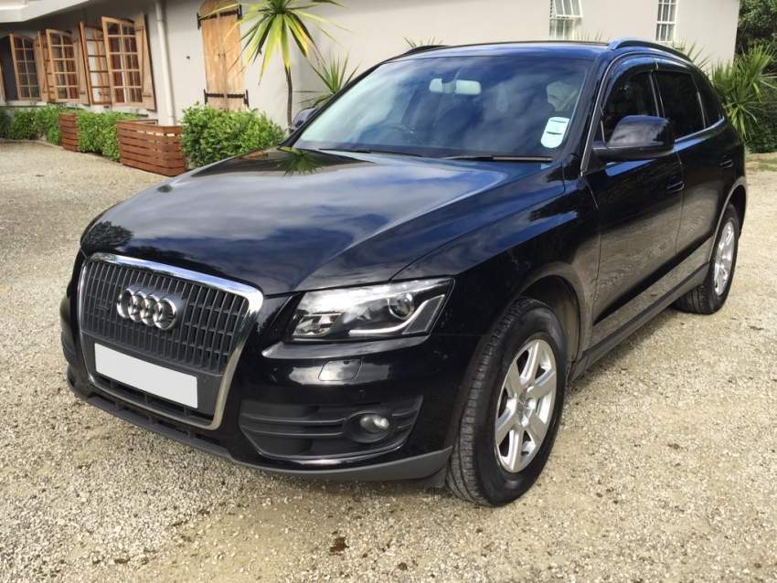 2013 Audi Q5 TFSI 2.0 - 2 - Sport Cars  on Aster Vender