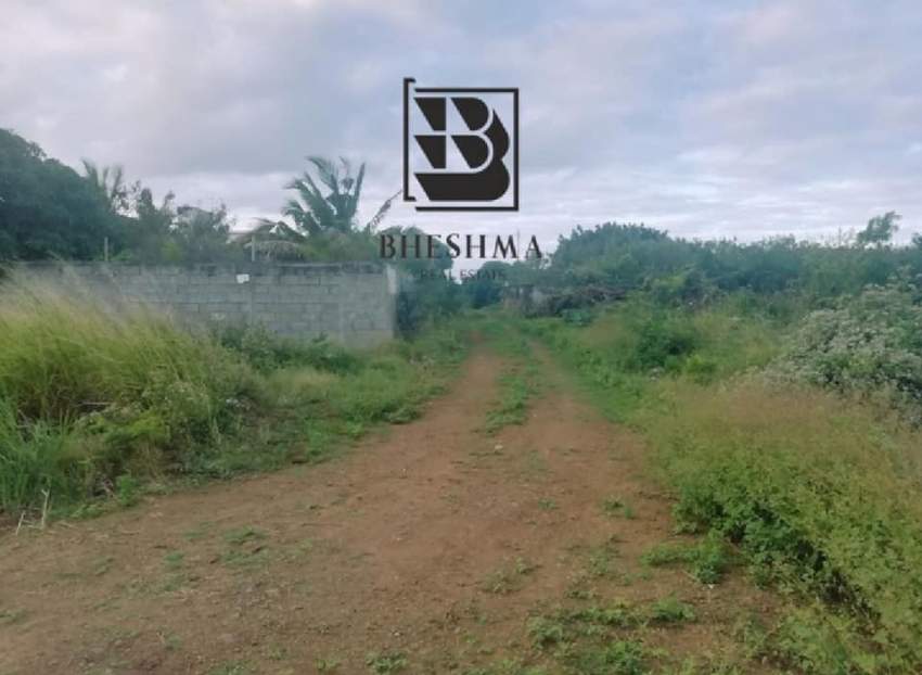 10 perches @ Rs 1.7M near coastal Rd, Grand Gaube  - 5 - Land  on Aster Vender