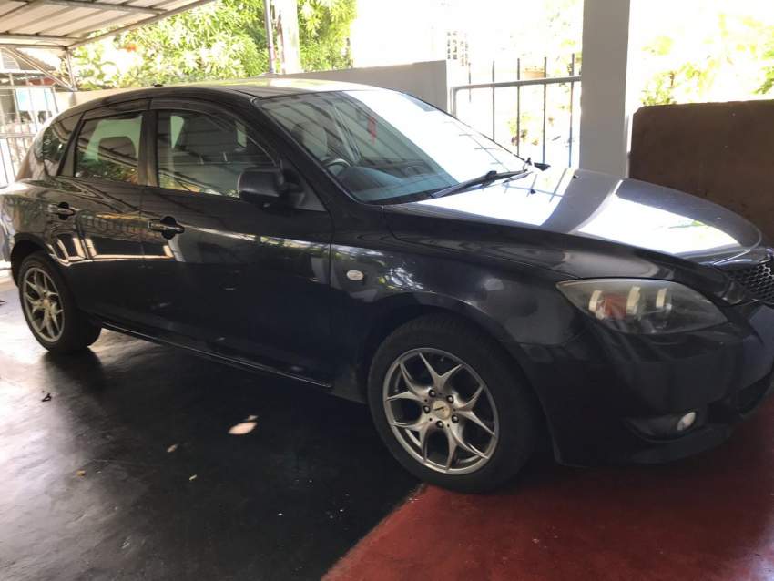 MAZDA 3 AXELA FOR SALE - 1 - Family Cars  on Aster Vender