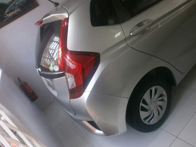 HONDA FIT YR DEC 2013 - 5 - Family Cars  on Aster Vender