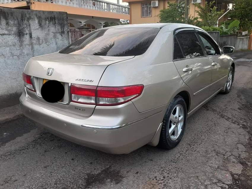 honda accord - 4 - Luxury Cars  on Aster Vender