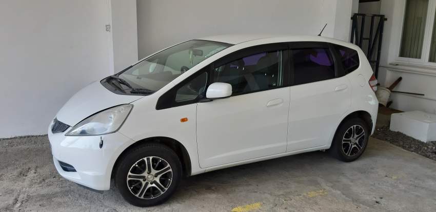 Honda fit 2009 - 1 - Compact cars  on Aster Vender